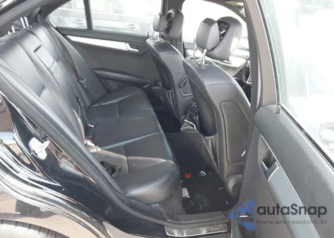 2012 Mercedes-Benz C 250 Sport из США, поврежденный, VIN WDDGF4HB4CA644468